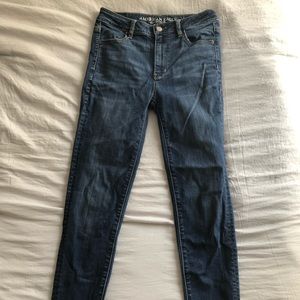 High-Waisted Jegging